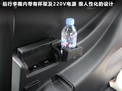 2011款 2.2T 自动 旗舰型四驱 5座