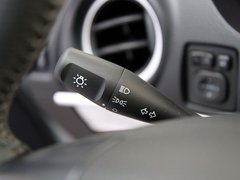 2011款 2.2T 自动 旗舰型四驱 5座