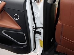 2011款 2.2T 自动 旗舰型四驱 5座