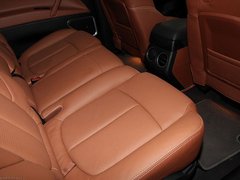 2011款 2.2T 自动 旗舰型四驱 5座