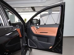 2011款 2.2T 自动 旗舰型四驱 5座