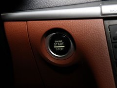 2011款 2.2T 自动 旗舰型四驱 5座