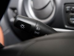 2011款 2.2T 自动 旗舰型四驱 5座