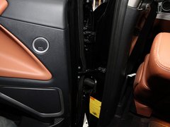 2011款 2.2T 自动 旗舰型四驱 5座