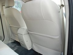 2011款 2.0L 手动 都市先锋版 5座