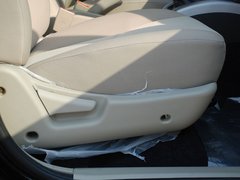 2011款 2.0L 手动 都市先锋版 5座