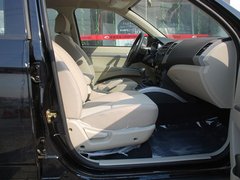 2011款 2.0L 手动 都市先锋版 5座