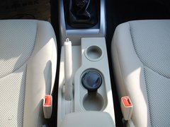2011款 2.0L 手动 都市先锋版 5座