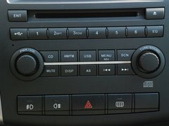 2011款 2.0L 手动 都市先锋版 5座
