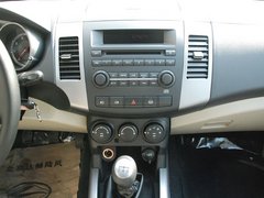 2011款 2.0L 手动 都市先锋版 5座