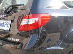 2011款 2.0L 手动 都市先锋版 5座