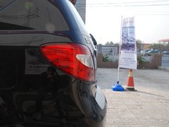 2011款 2.0L 手动 都市先锋版 5座