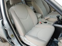 2011款 2.0L 手动 都市先锋版 5座