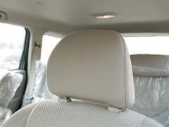 2011款 2.0L 手动 都市先锋版 5座