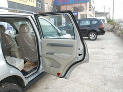 2011款 2.0L 手动 都市先锋版 5座