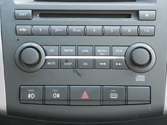 2011款 2.0L 手动 都市先锋版 5座