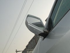 2011款 2.0L 手动 都市先锋版 5座