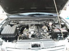 2011款 2.0L 手动 都市先锋版 5座