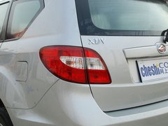 2011款 2.0L 手动 都市先锋版 5座