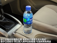 2011款 2.0L 手动 都市先锋版 5座