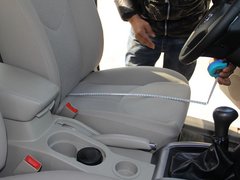 2011款 2.0L 手动 都市先锋版 5座