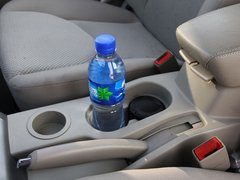 2011款 2.0L 手动 都市先锋版 5座