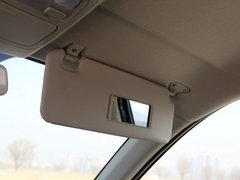 2011款 2.0L 手动 都市先锋版 5座