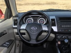 2011款 2.0L 手动 都市先锋版 5座