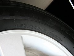2011款 2.0 自动 四驱豪华导航版 5座