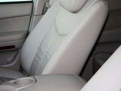 2011款 2.0 自动 四驱豪华导航版 5座