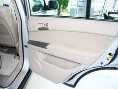 2011款 2.0 自动 四驱豪华导航版 5座