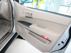 2011款 2.0 自动 四驱豪华导航版 5座