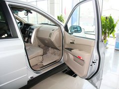 2011款 2.0 自动 四驱豪华导航版 5座