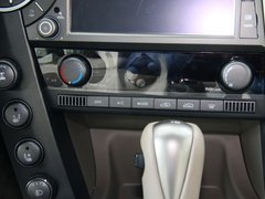 2011款 2.0 自动 四驱豪华导航版 5座