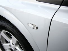 2011款 2.0 自动 四驱豪华导航版 5座