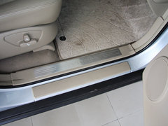 2011款 2.0 自动 四驱豪华导航版 5座