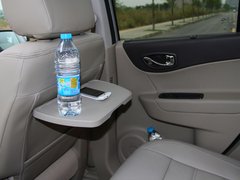 2012款 2.5 CVT 四驱舒适导航版 5座