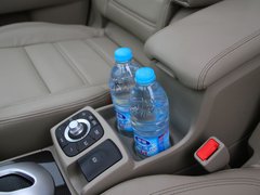 2012款 2.5 CVT 四驱舒适导航版 5座