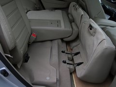 2012款 2.5 CVT 四驱舒适导航版 5座
