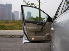 2012款 2.5 CVT 四驱舒适导航版 5座