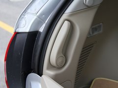 2012款 2.5 CVT 四驱舒适导航版 5座