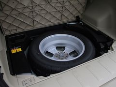 2012款 2.5 CVT 四驱舒适导航版 5座