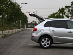 2012款 2.5 CVT 四驱舒适导航版 5座