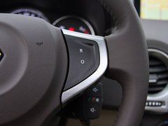 2012款 2.5 CVT 四驱舒适导航版 5座