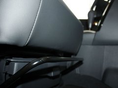2012款 2.5 CVT 四驱舒适导航版 5座