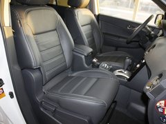 2012款 2.5 CVT 四驱舒适导航版 5座