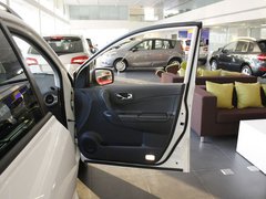 2012款 2.5 CVT 四驱舒适导航版 5座