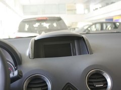 2012款 2.5 CVT 四驱舒适导航版 5座