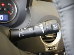 2012款 2.5 CVT 四驱舒适导航版 5座