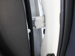 2012款 2.5 CVT 四驱舒适导航版 5座